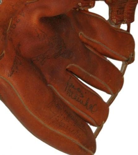 Ръкавици с Автограф на Хуан Маричаля Youth Wilson A2695 Signature Model Gloves PSA/DNA Джайънтс - Ръкавици MLB